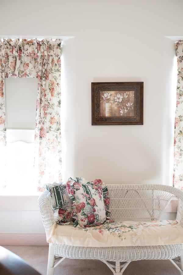 Red Rose Bed & Breakfast Smoketown エクステリア 写真